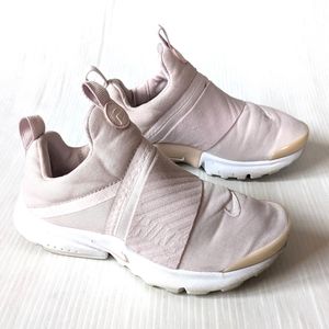 NIKE Presto Extreme Slip-on Elastic Wrap Girls Sneakers